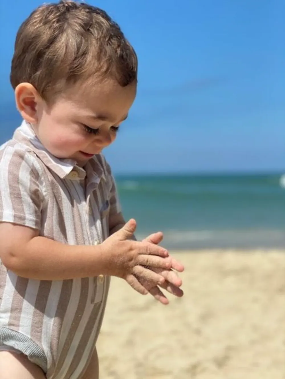 Me & Henry - Short Sleeved Henley Onesie in Beige Stripes